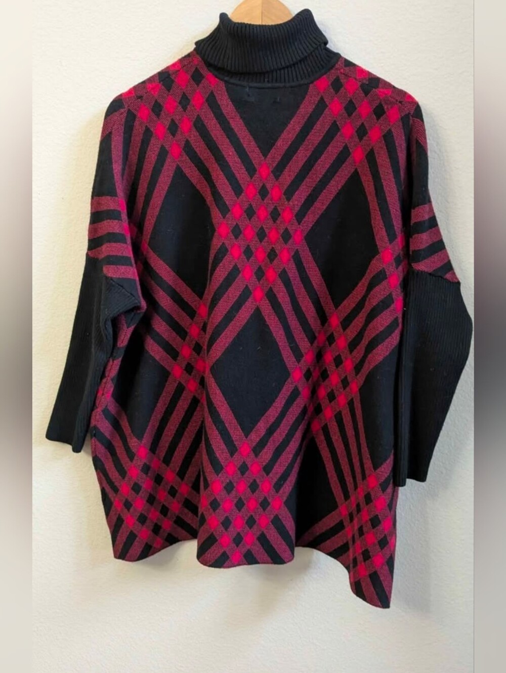 Talbots Black and Red Plaid Turtleneck Sweater Size M